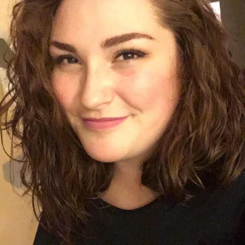 Meet your Posher, Olivia